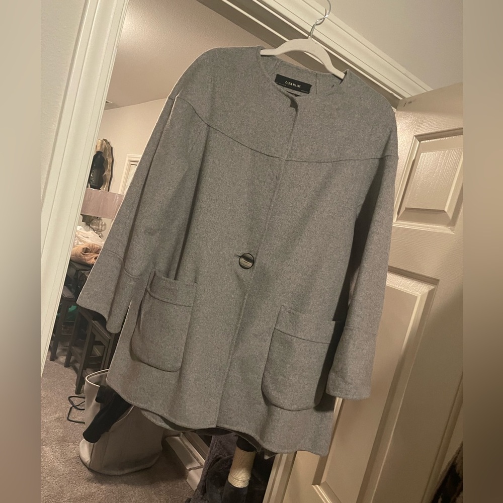 Zara Coat Large NWOT!